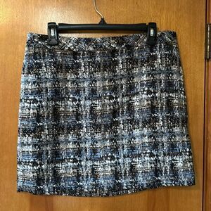 Tweed mini skirt